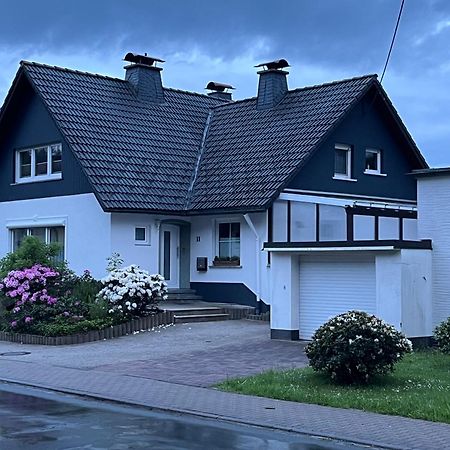 Modern Und Rustikal Mit Kamin Ferienwohnung Kohlert Bad Berleburg Zewnętrze zdjęcie