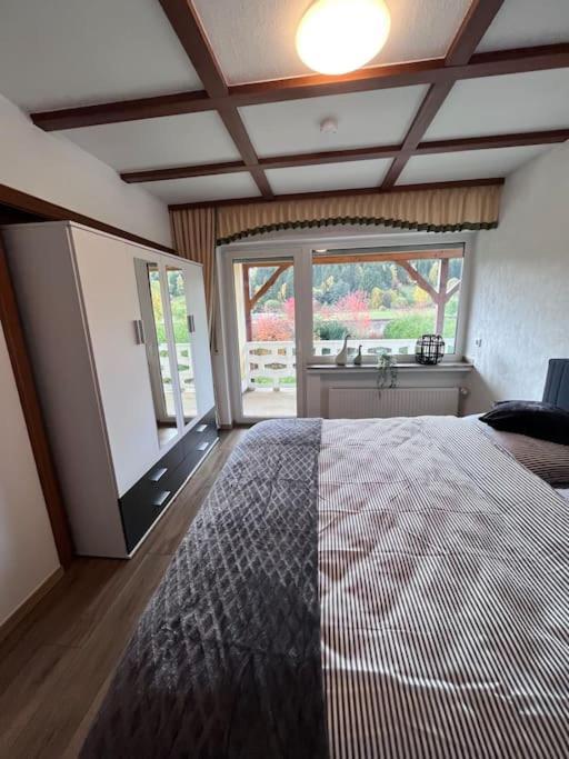 Modern Und Rustikal Mit Kamin Ferienwohnung Kohlert Bad Berleburg Zewnętrze zdjęcie